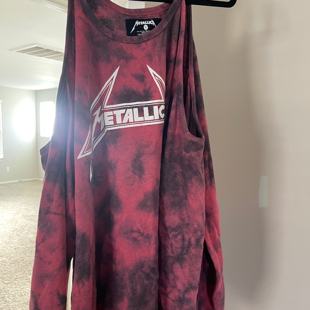 Metallica sweatshirt